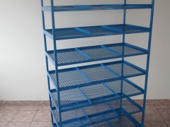 carrello porta scatole in tubolare e lamiera stirata